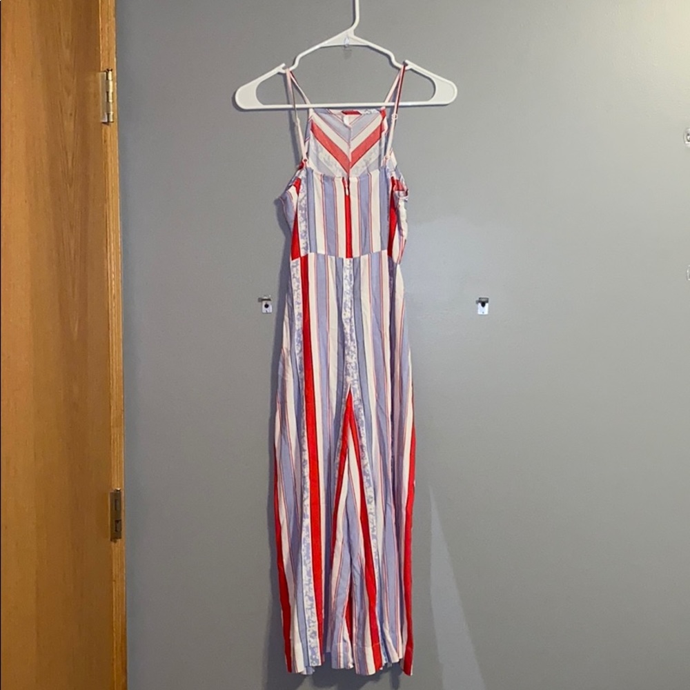 jumpsuit - Picture 2 of 2